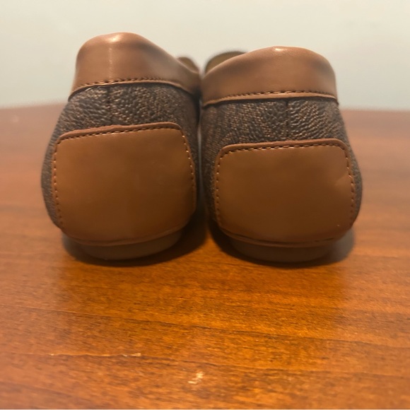 Michael, Michael Kors brown signature Felicia driving moccasin flats 7.5M - Picture 8 of 10